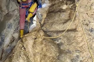 Utknęli w jaskini w Tatrach. Ratownicy TOPR ruszyli na ratunek