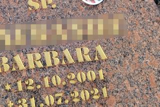 Grób 19-letniej Basi ze Świętochłowic. Kobieta została potrącona przez autobus w Katowicach