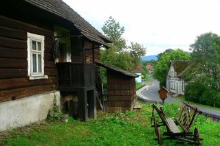 Opuszczona wieś na Podlasiu, gdzie czas dawno się zatrzymał. To podlaska Narnia