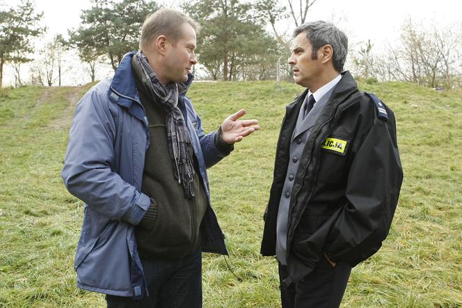 Ojciec Mateusz - Piotr Polk, Artur Żmijewski 
