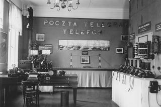 Wnętrze budynku Poczty Polskiej w Bydgoszczy. Rok 1937