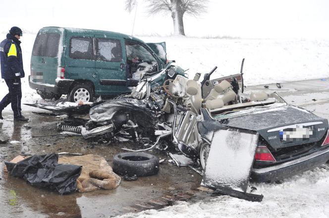 WYPADEK ŻARÓW PIOTROWICE