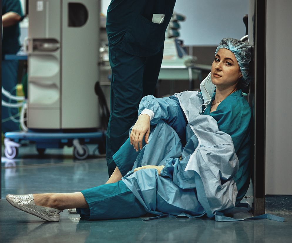 Nawet 2400 złotych za dzień. Tyle zarabiają lekarze przez braki kadrowe