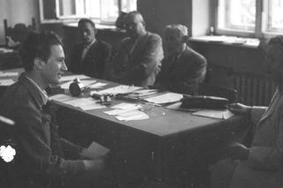 Jak wyglądała matura w czasach PRL-u? Zobacz te niezwykłe archiwalne zdjęcia [ZDJĘCIA]