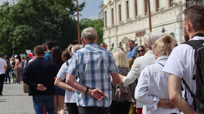 Rekordowy długi polonez w centrum Lublina