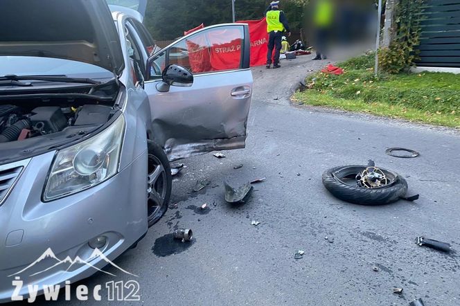 Wypadek z udziałem motocyklisty w powiecie żywieckim