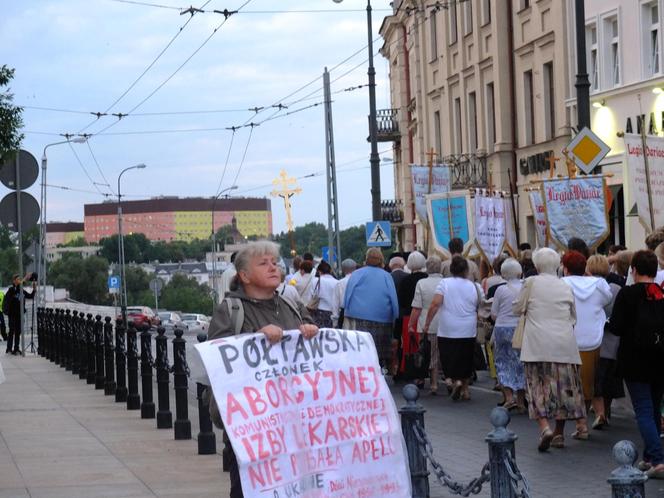 Łzy na twarzy Maryi. Wierni uczcili 75 rocznicę Cudu Lubelskiego