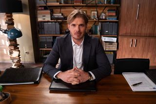 Na dobre i na złe, odcinek 966: Maks Beger dyrektorem Leśnej Góry! Wyrzuci Agatę, ale na tym nie koniec - ZDJĘCIA