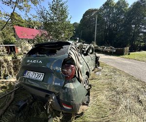 Stronie Śląskie przed i po powodzi. Aż trudno uwierzyć, że to te same miejsca. Zdjęcia odbierają mowę 