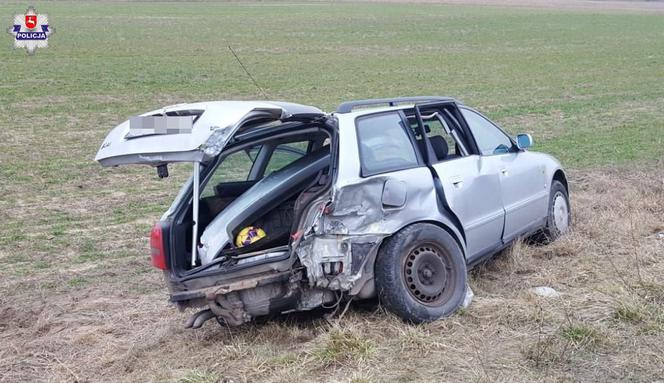 18-latek nie ustąpił pierwszeństwa. Zniszczone samochody, trzy osoby w szpitalu