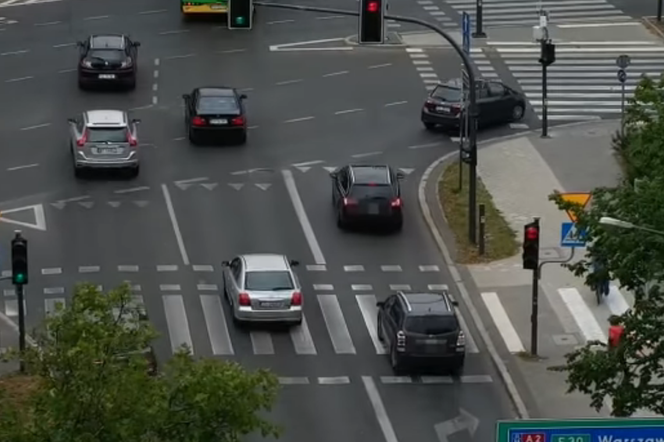 Kierowcy łamią przepisy ruchu drogowego / Poznań