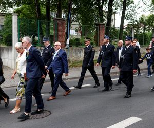 Korowód dożynkowy w Kostuchnie