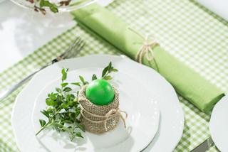 Zielona aranżacja stołu