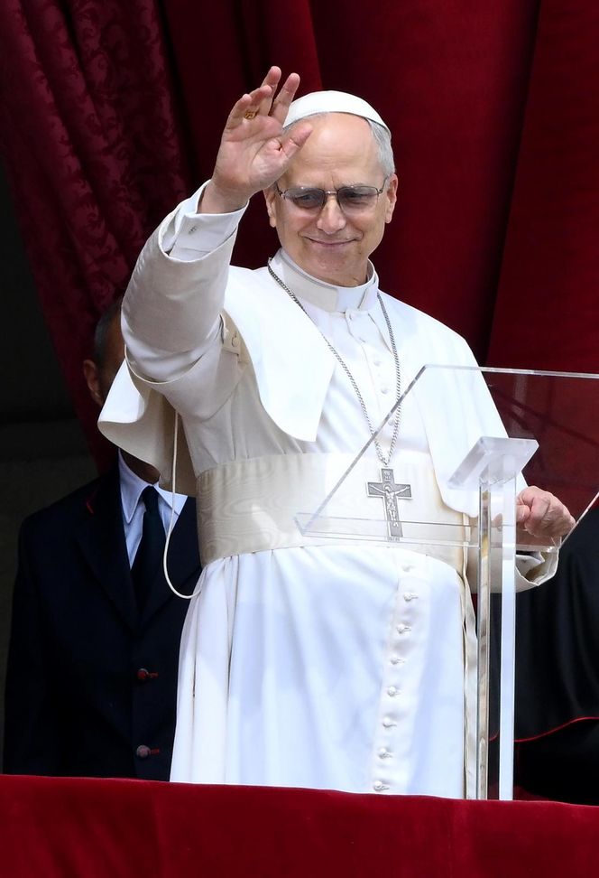 Leon XIV podczas modlitwy Regina Caeli zaapelował o modlitwę o powołania i odwagę dla młodych ludzi