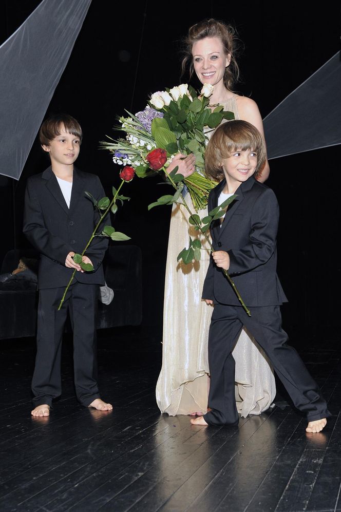 Feliks Matecki, jego straszy brat Wincenty i Magdalena Boczarska w spektaklu "Medea" - maj 2014 r. 