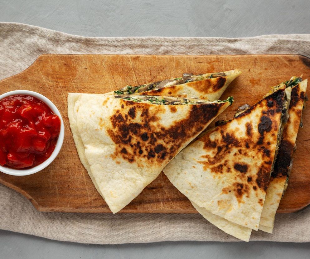 tortilla ze szpinakiem i fetą