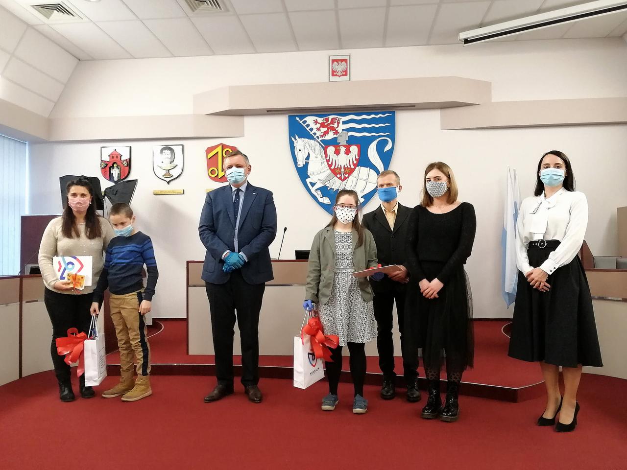 Zaprojektowali pocztówki, które pofruną aż do Chin! Konkurs rozstrzygnięty (RELACJA AUDIO)