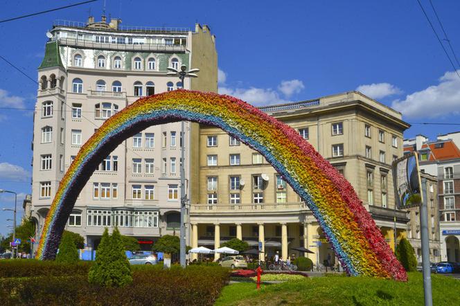 Poznań: Warszawska tęcza stanie na Kaponierze? Zdania poznaniaków podzielone! [AUDIO]