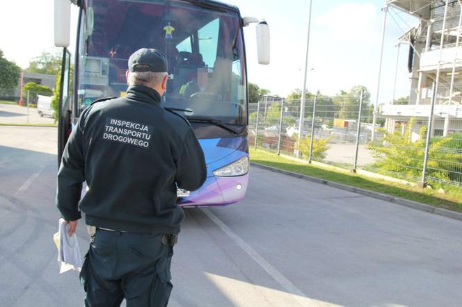 Poznań: ITD kontroluje autokary jadące z dziećmi na wycieczki [AUDIO]