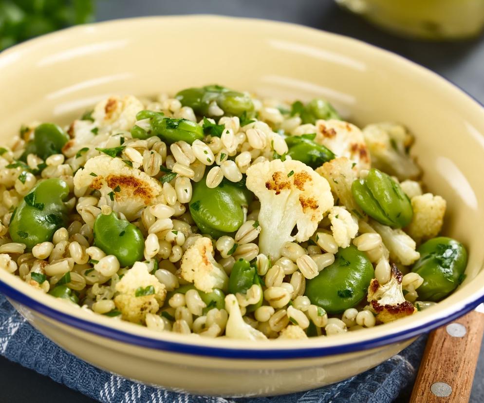 Sałatka z bobu gotowanego