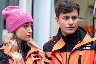 Zdjęcia z nowych odcinków Na sygnale