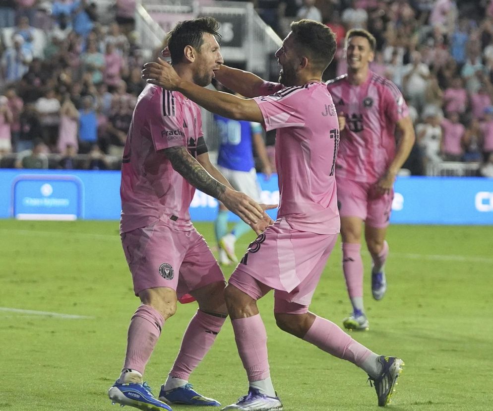 Jordi Alba , Lionel Messi