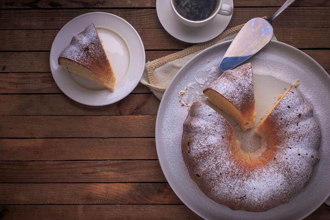 Babka kokosowa z serem. To ciasto zawsze ci się uda