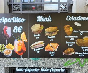 Tanio i ciepło. Gdzie latają rzeszowianie