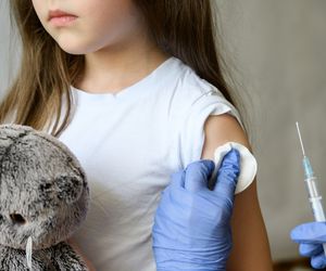 Niepokojące. Przybywa rodziców nie poddających dzieci szczepieniom ochronnym