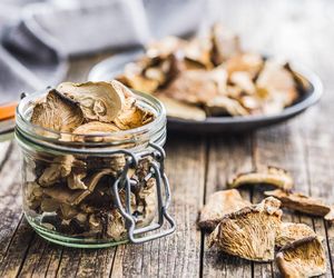 Tylko tak przechowuję suszone grzyby. Są pyszne i aromatyczne przez długi czas