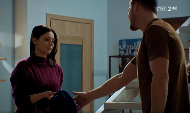 	M jak miłość, odc. 1514. Marcin (Mikołaj Roznerski), Iza (Adriana Kalska)