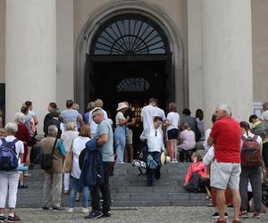 Pątnicy ruszyli na szlak! Z Lublina wyruszyła Lubelska Piesza Pielgrzymka na Jasną Górę 2023