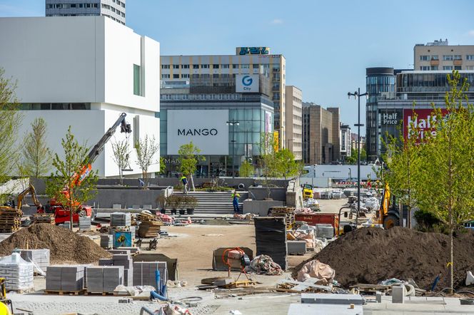 Plac Centralny w Warszawie pod koniec budowy