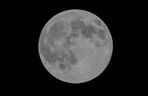 Niesamowita superpełnia Księżyca widziana z Przemyśla