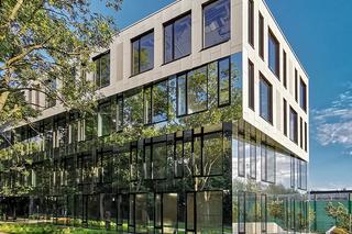 Lustrzany biurowiec Poleczki 32