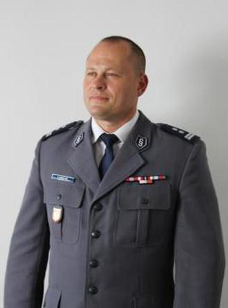 Służba, ale też praca. Ile zarabiają regionalni komendanci policji?