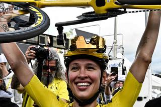 Katarzyna Niewiadoma podczas Tour de France mogła liczyć na wsparcie męża. To znany sportowiec