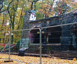 Porządkowanie terenu wokół wieży Quistorpa