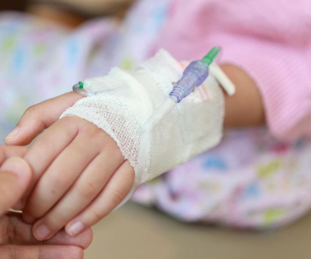 Został tylko miesiąc do końca zbiórki, trwa walka z czasem. 3-letnia Zosia musi wyzdrowieć