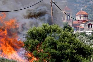 Polscy turyści uciekają przed pożarami w Grecji. Dali 10 minut na spakowanie