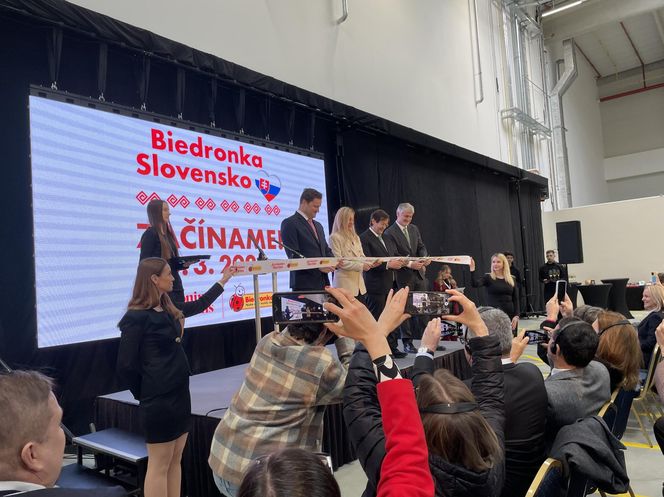 Biedronka otwiera się na Słowacji