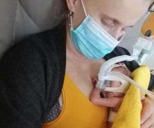 Urodziły się za wcześnie, ważyły mniej niż paczka cukru. Tyle razy baliśmy się o jutro