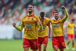 Kryzys już za mistrzem Polski. Jagiellonia rozbiła Zagłębie i dogoniła Lecha Poznań