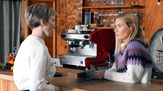 Barwy szczęścia odc. 3215. Sonia (Weronika Nockowska), Dominika (Karolina Chapko)