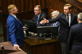 Sejm uchylił immunitetu posłowi PiS Michałowi Wosiowi 
