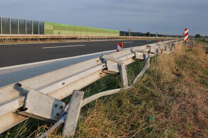 Na ziemi leży różaniec i pudełko z Matką Boską. Wstrząsający obraz po katastrofie autokaru na Chorwacji