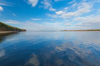 To podwarszawskie miasteczko ma wszystkie cechy wakacyjnego kurortu. Poczujesz się jak na urlopie! 