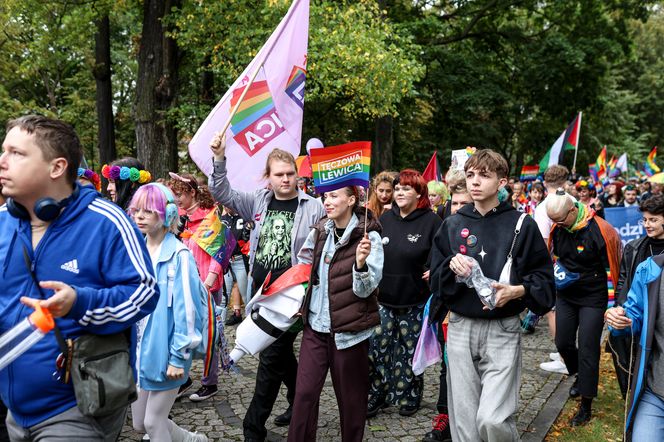 Marsz Równości w Katowicach 2025. Setki ludzi przeszło ulicami miasta. Były protesty