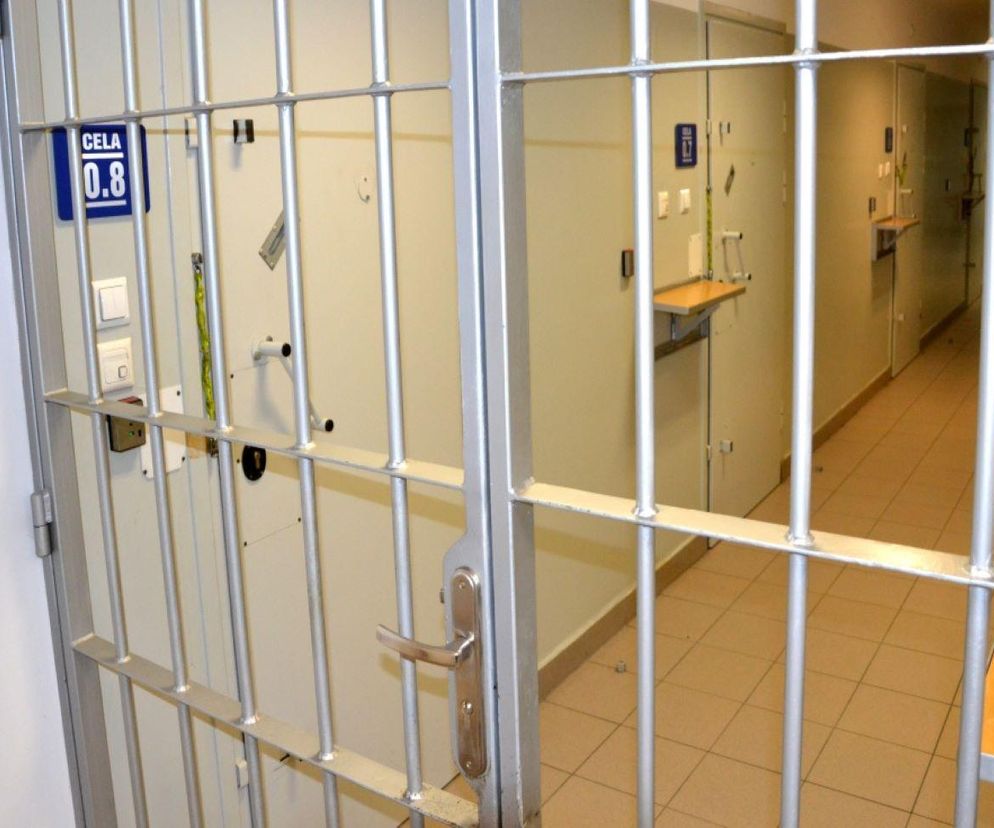 Policjantem jest się całą dobę! Przekonał się o tym włamywacz ze Starego Sącza 