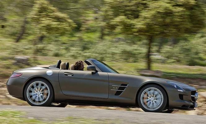 Mercedes SLS AMG Roadster